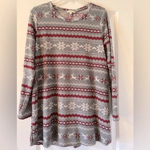 Women’s Sweet Lovely by Jen Holiday tunic/dress. Size large. Gray/white/maroon.